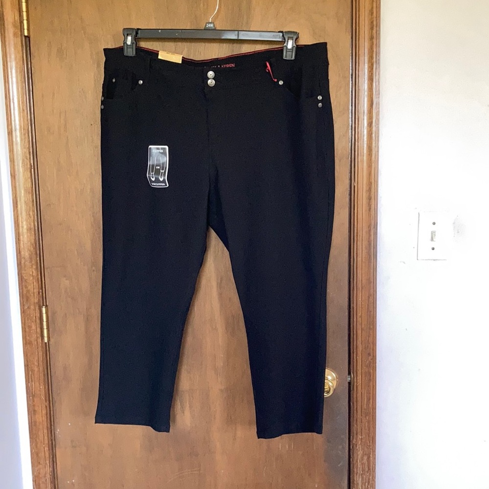 Sabrina Lauren jean black perfect fit ultra soft stretch jean 24W